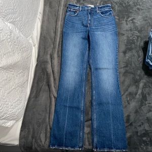 Size 29 (8) Vintage Flare Jeans